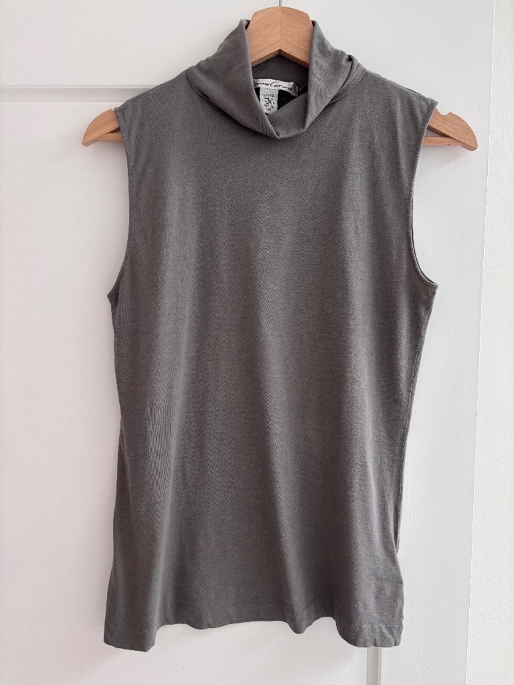 Kenneth Cole New York Sleeveless Turtleneck Women’s Size Large